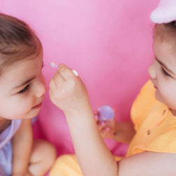 Børnesminke og neglelak