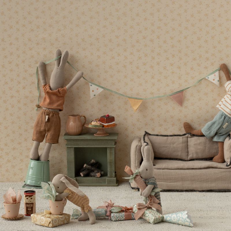 Sæt med kager og kagefad