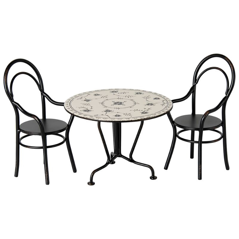 Spisebordssæt med 2 stole