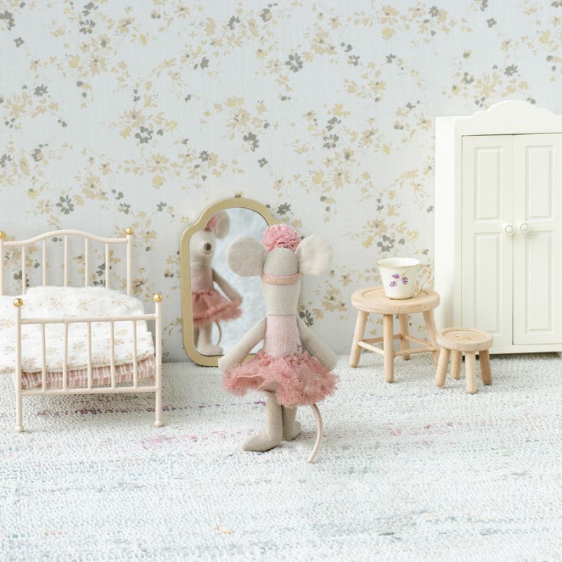 Ballerinamus lillesøster