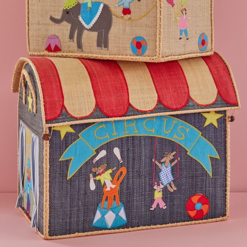 Kurvehus - Cirkus tema