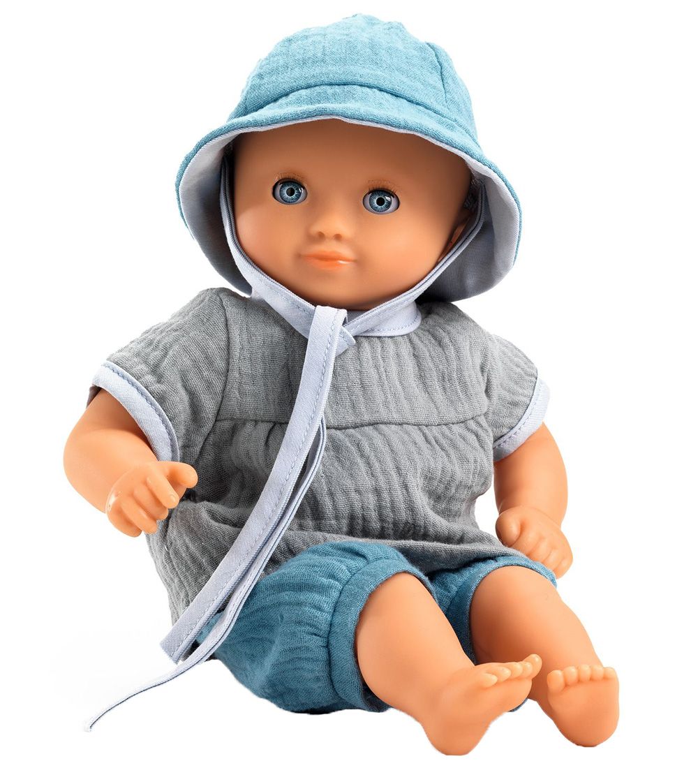 Dukketøj: T-shirt og shorts samt hue