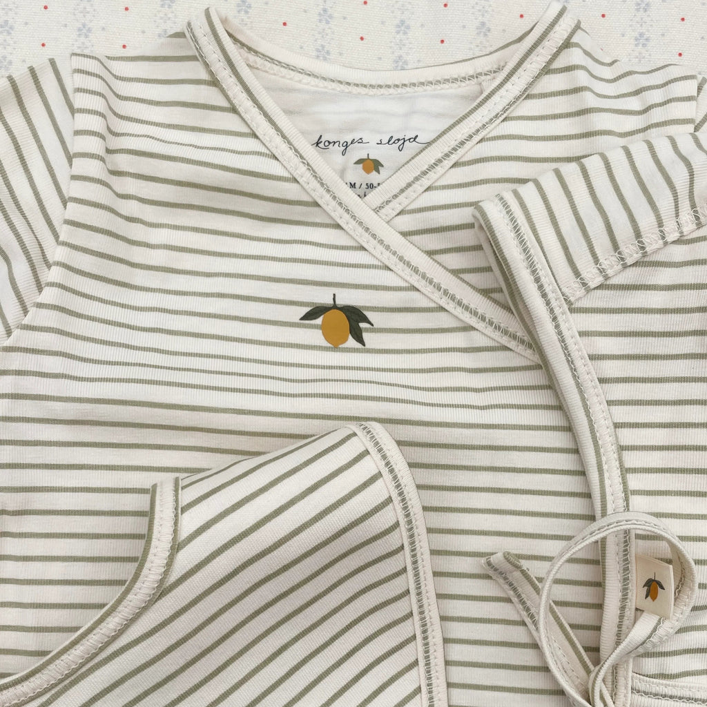 Newborn body - tea stripe