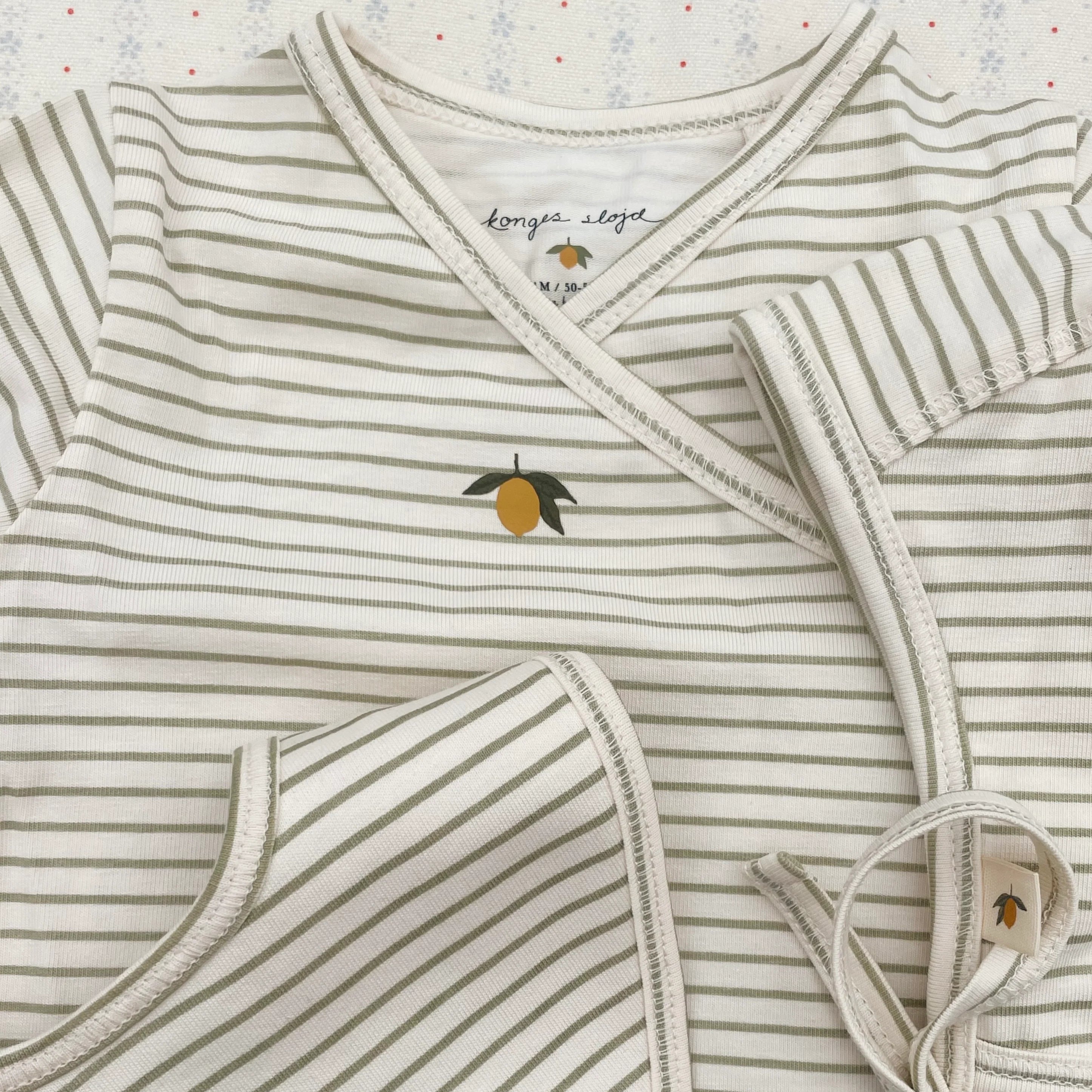Newborn body - tea stripe