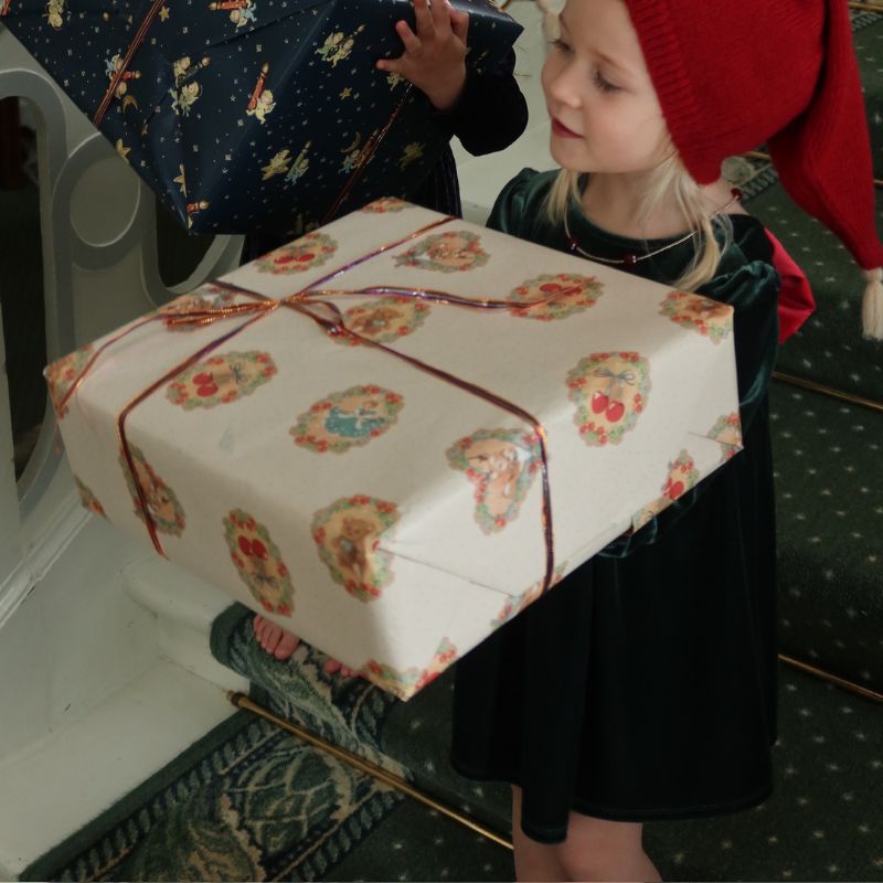 Julegavepapir - Deer diary