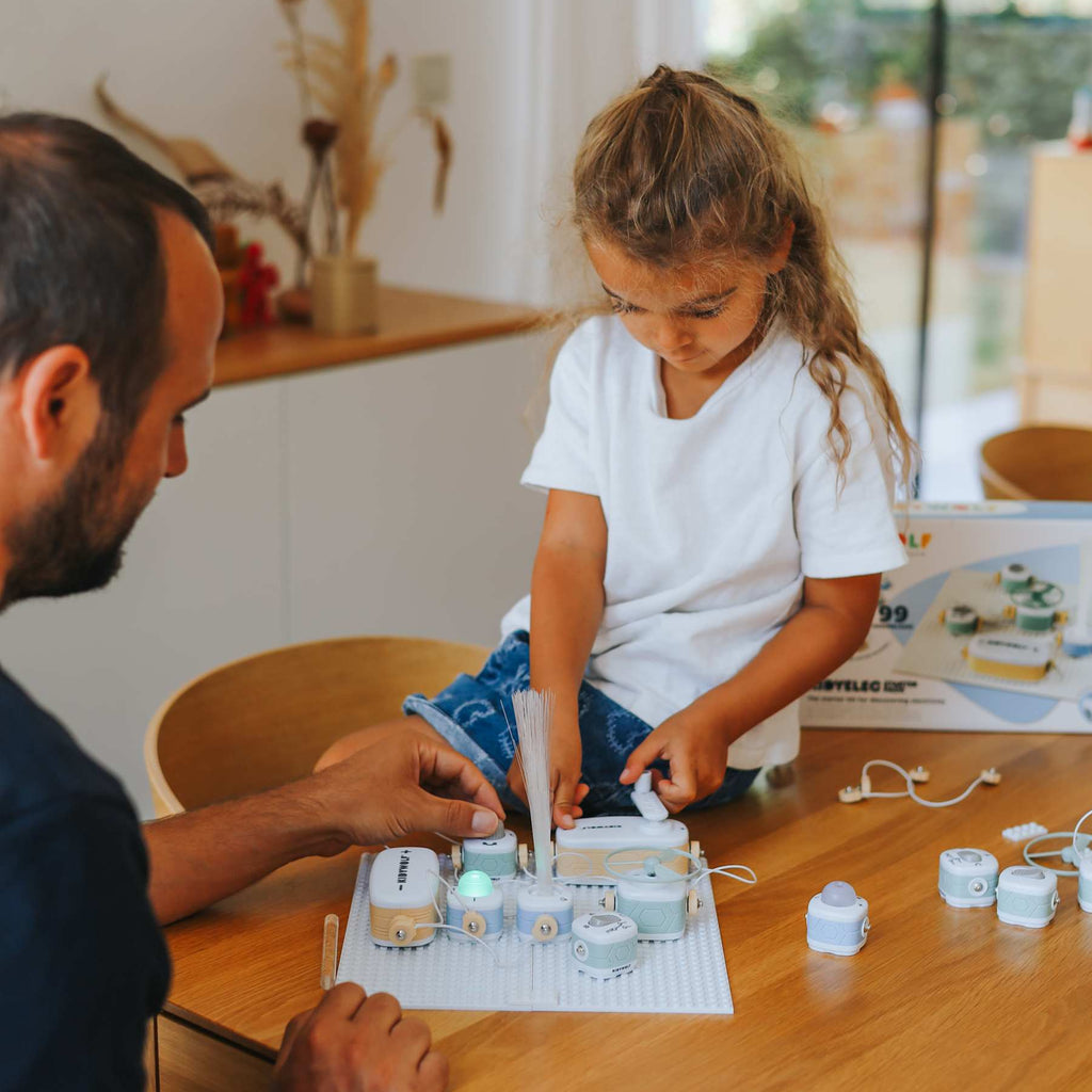 Kidyelec - begynder - mit første elektricitetsæt 11 dele