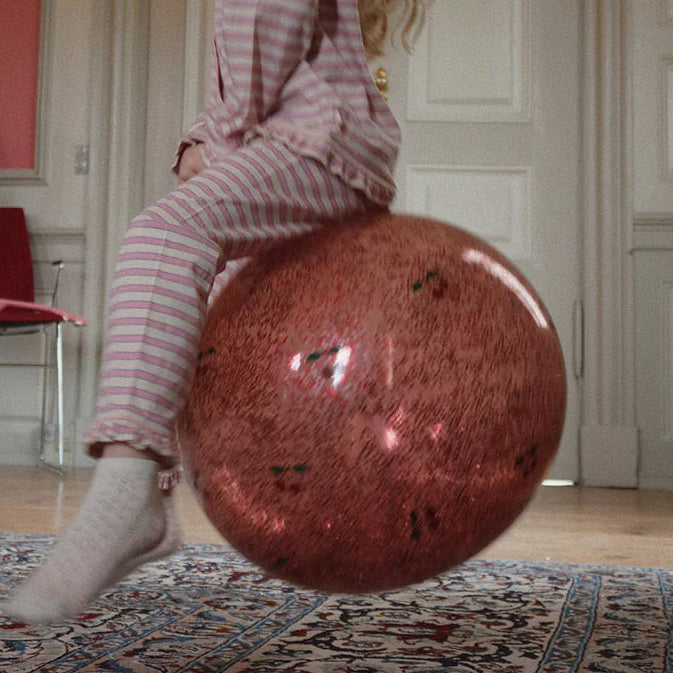 Glitter jump ball cherry