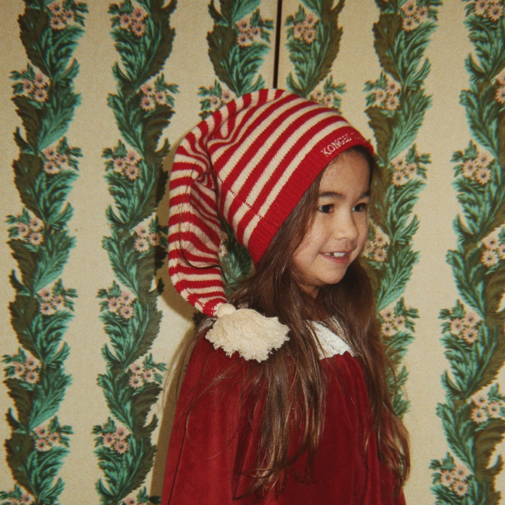 Strikket nissehue - Christmas stripe