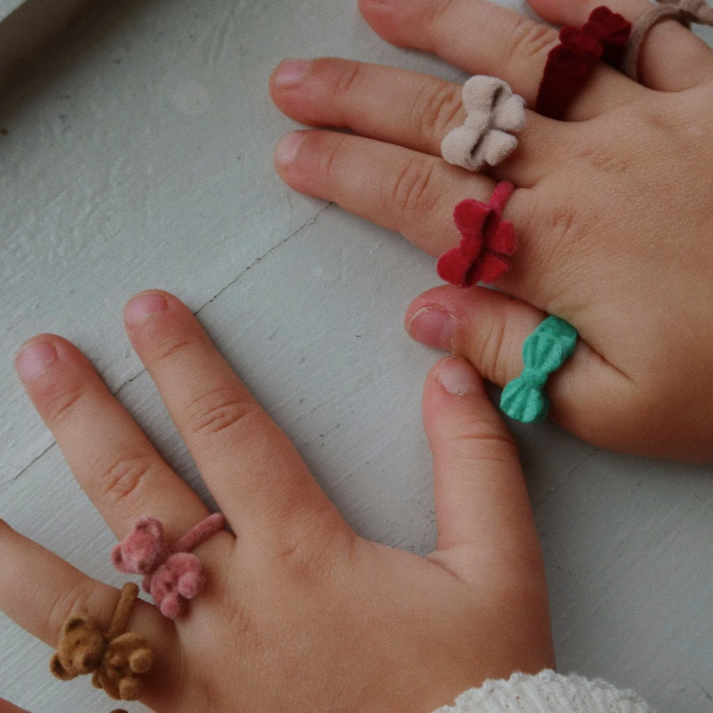 Æske med velourringe 8 stk