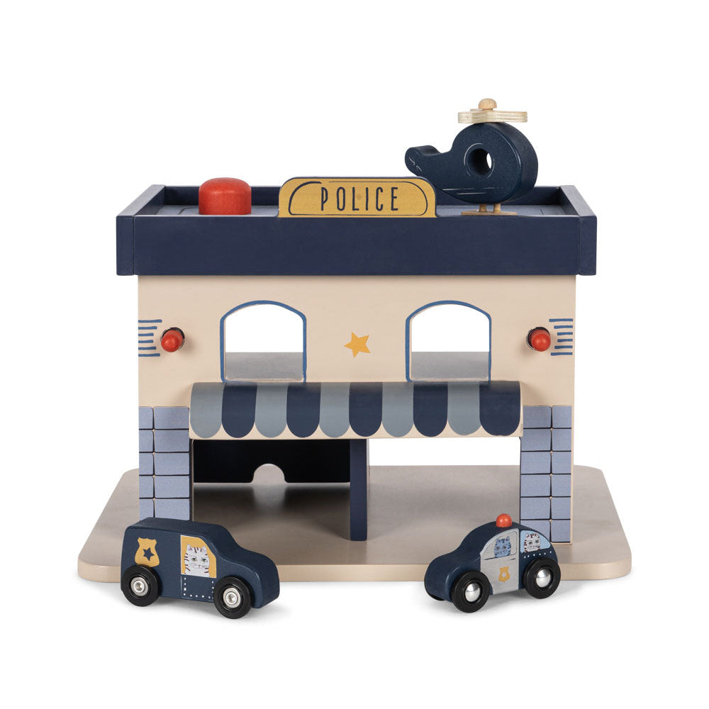 Politistation i træ