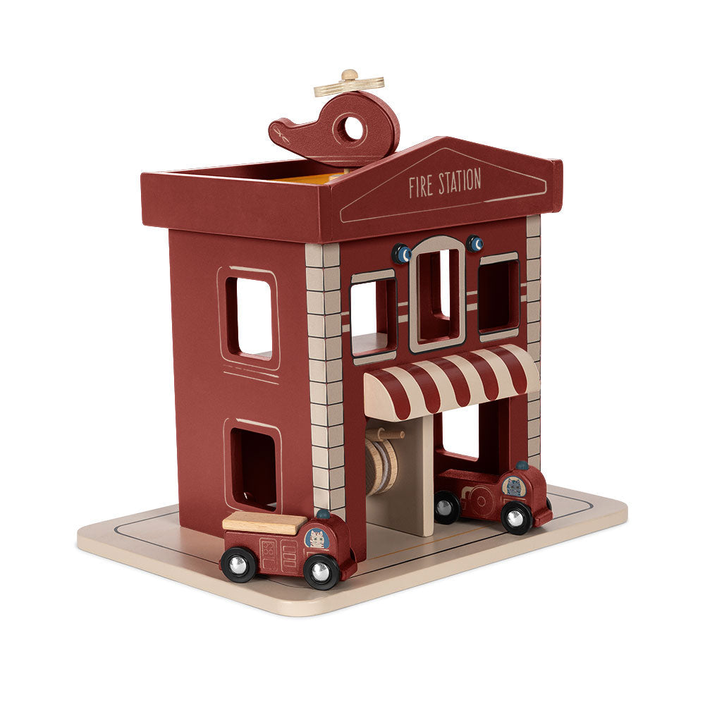 Brandstation i træ